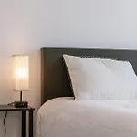 Near The 2 Bedrooms 2 Bathrooms & Terrace Apartamento