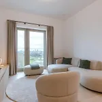 Near The 2 Bedrooms 2 Bathrooms & Terrace