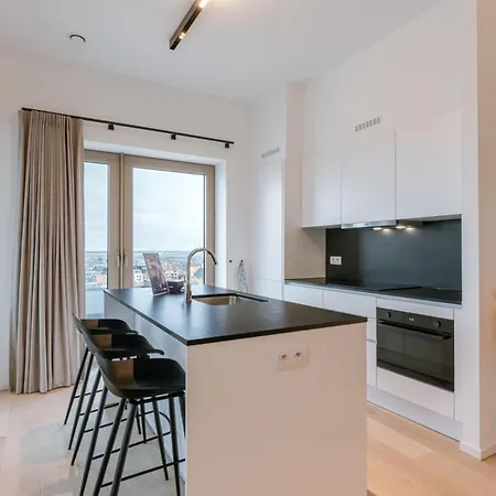Near The 2 Bedrooms 2 Bathrooms & Terrace * 오스텐드