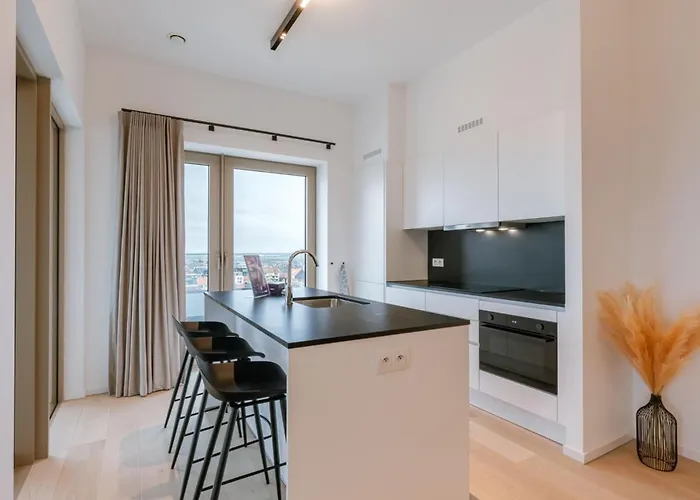 Near The 2 Bedrooms 2 Bathrooms & Terrace * Ostende