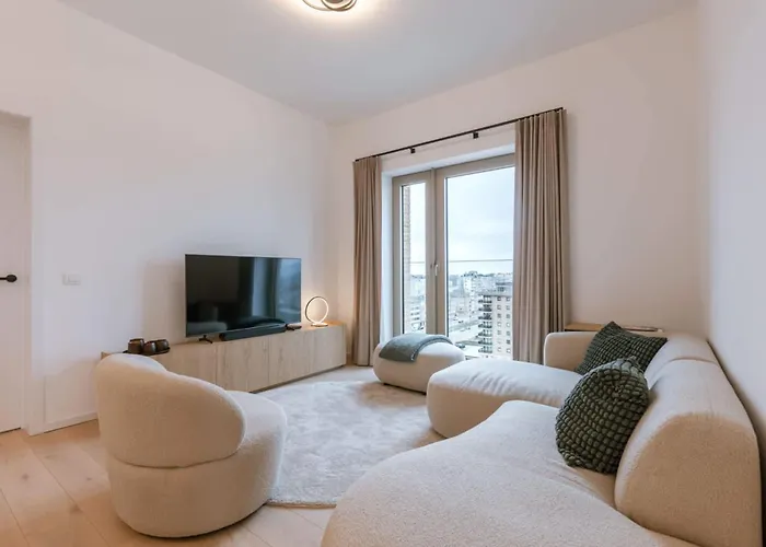 Appartement Near The 2 Bedrooms 2 Bathrooms & Terrace *