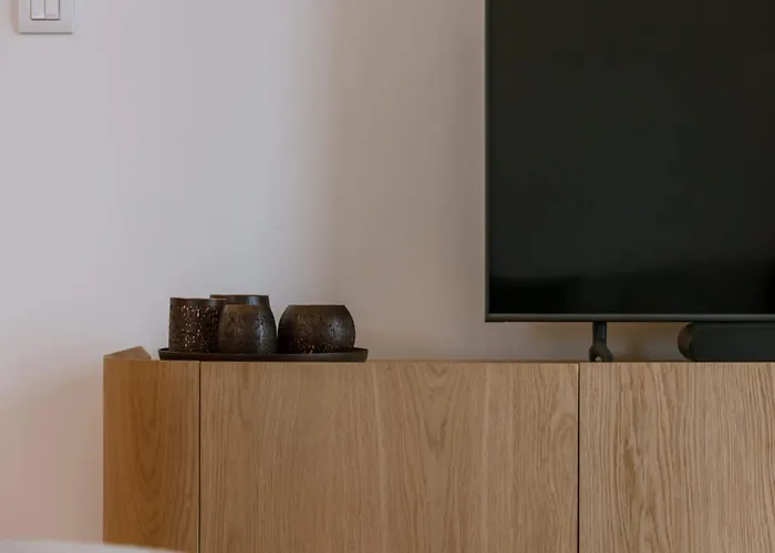 Near The 2 Bedrooms 2 Bathrooms & Terrace