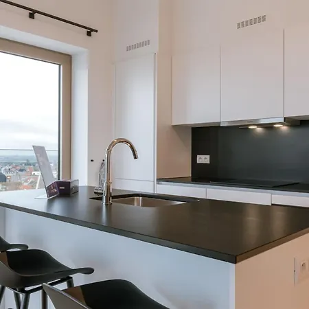 Near The 2 Bedrooms 2 Bathrooms & Terrace 오스텐드